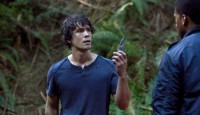/album/thehungredrol/the-100-1x02-earth-kills-bellamy-jpg/