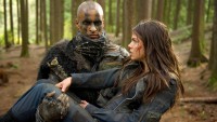 /album/thehungredrol/the-100-exclusive-photo-grounder-jpg/